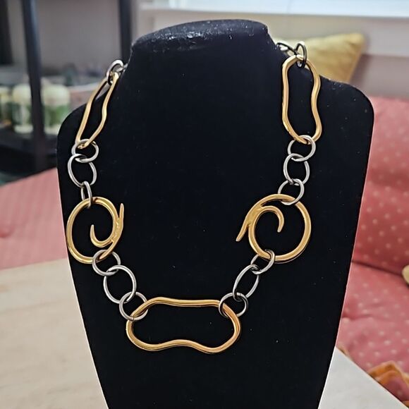 NEW Gold and silver chain necklace with oblong and round shapes - Picture 1 of 4
